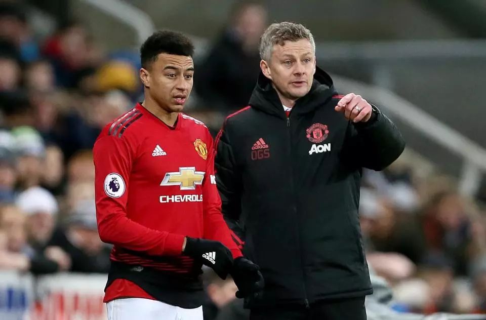 占据主动 占据主动